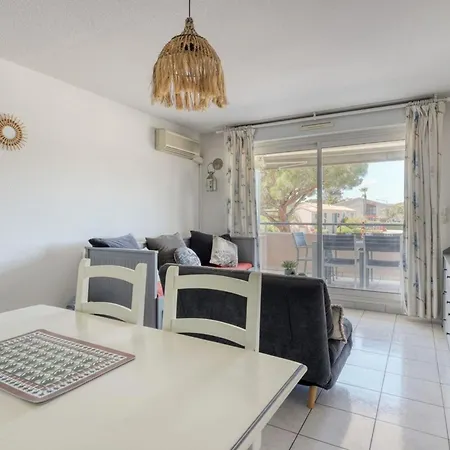 Apartment T2 In Lavandou - With Swimming Pool
