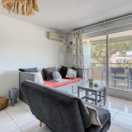 Apartment T2 In Lavandou - With Swimming Pool