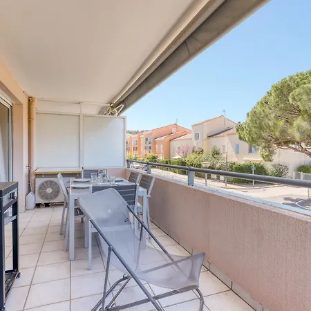 T2 In Lavandou - With Swimming Pool Apartment *